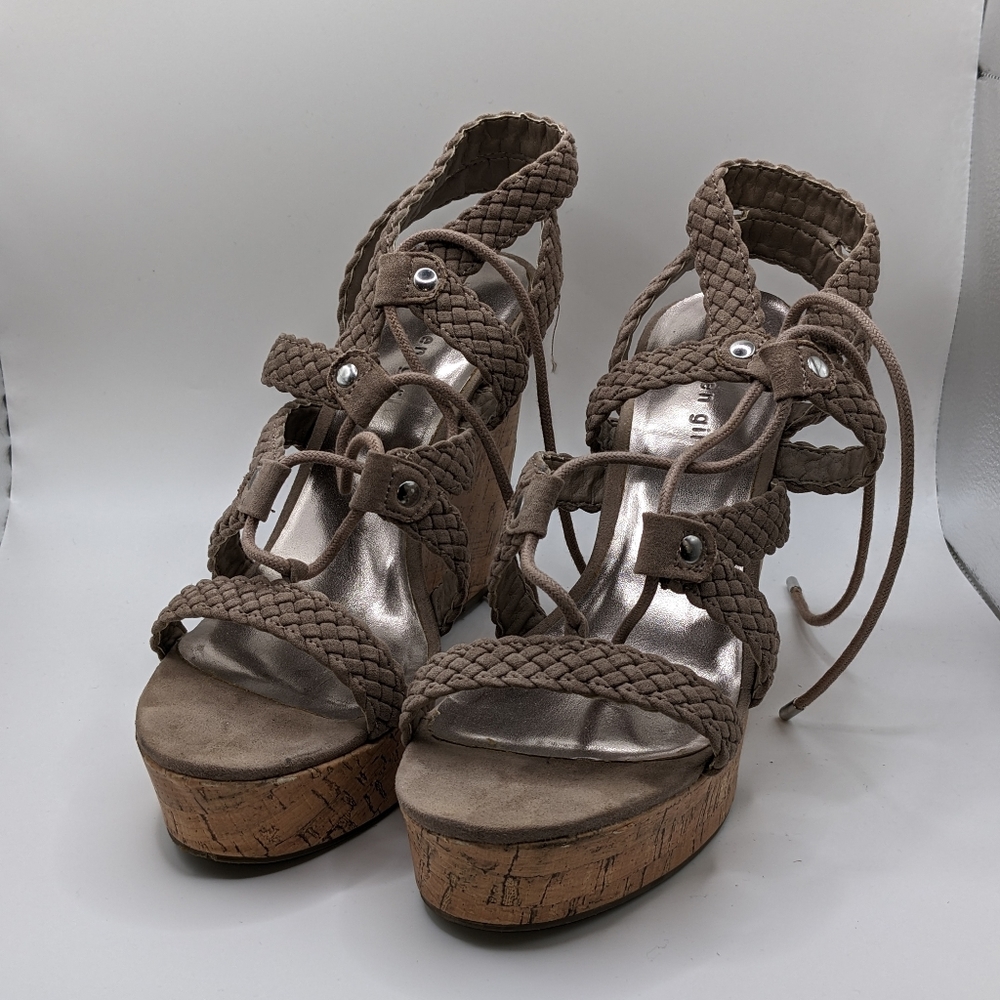 Madden Girl Steve Madden Sandals High Heel Platform Cork Wedge Brown Tan Sz 9.5M